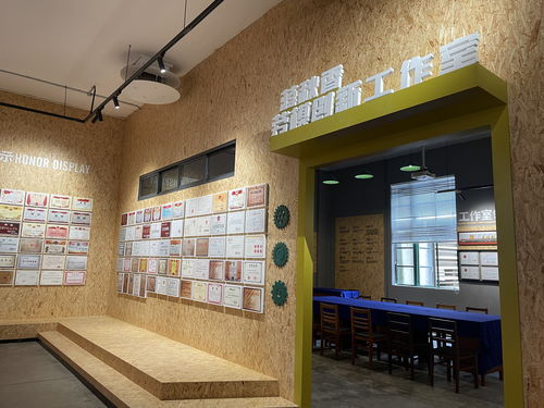 云紡記憶 當(dāng)工業(yè)脈搏遇見文藝心跳——記云南紡織廠新文創(chuàng)園區(qū)的蛻變與新生